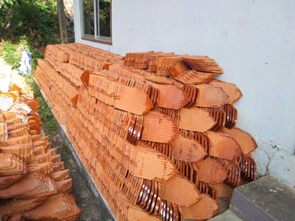 ส่ง กระเบื้องสุโขทัย เคลือบแดง บางชัน กรุงเทพ