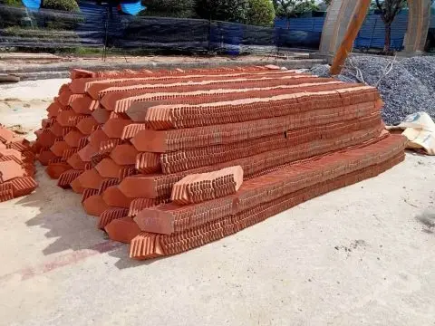 ส่ง กระเบื้องเกล็ดปลา ปลายแหลม ยาว สายไหม กรุงเทพ