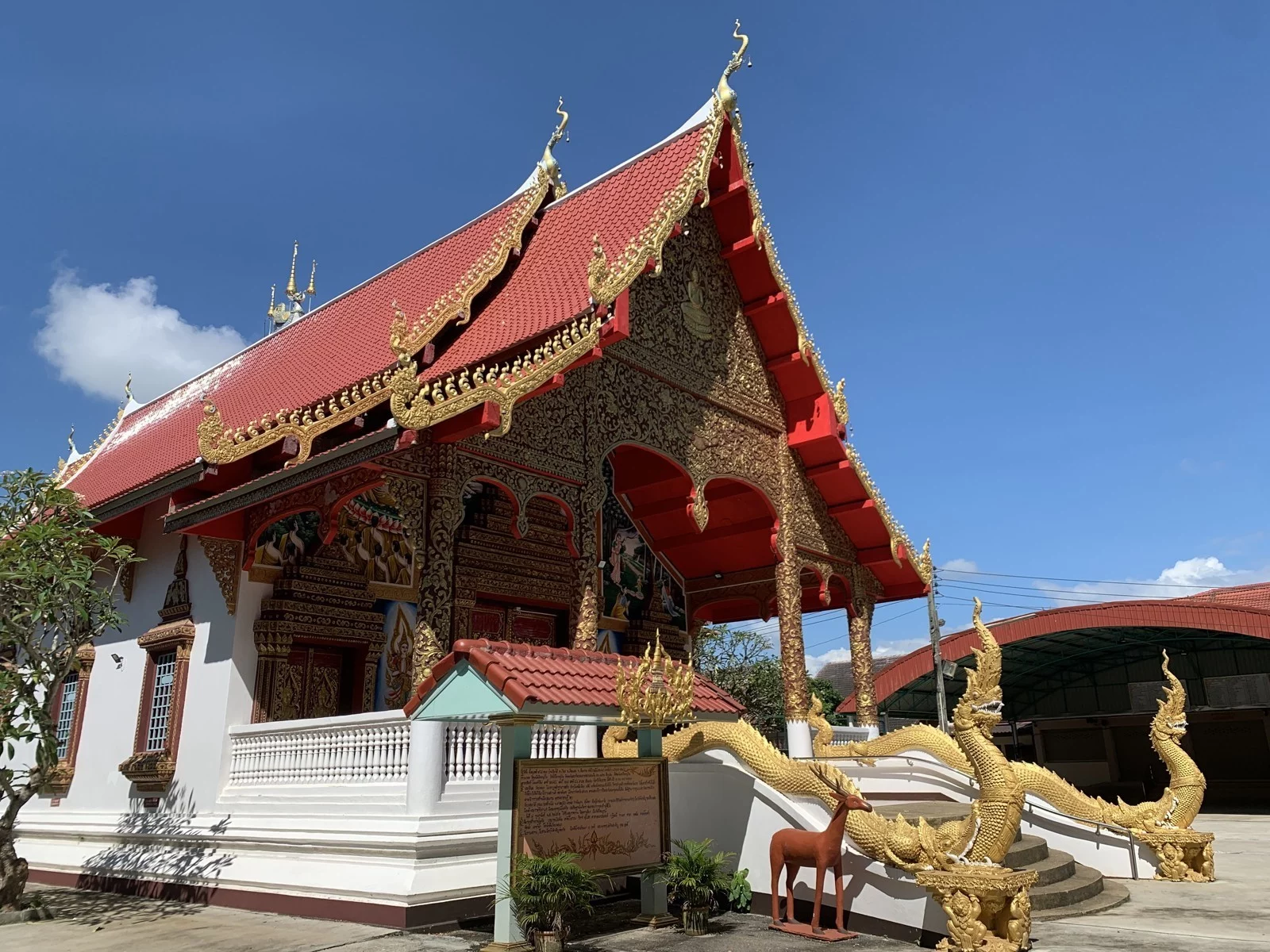 สถาปัตยกรรมวัดปงสนุก จังหวัดลำปาง ถ่ายเดือนตุลาคม 2564