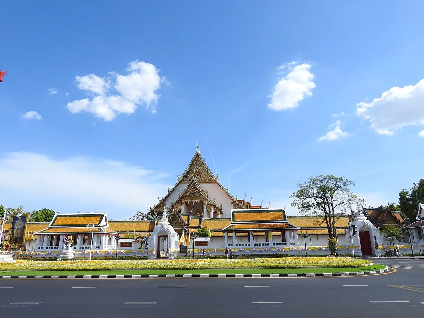 10 วัดในกรุงเทพฯ สำหรับสายมูและสายสถาปัตย์ ไหว้พระพร้อมชมงานช่าง